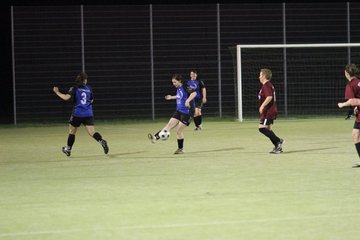Bild 97 - Frauen am 20.4.12